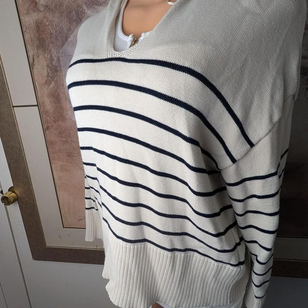 Zara ecru and navy blue nautical striped knit sweater Size S